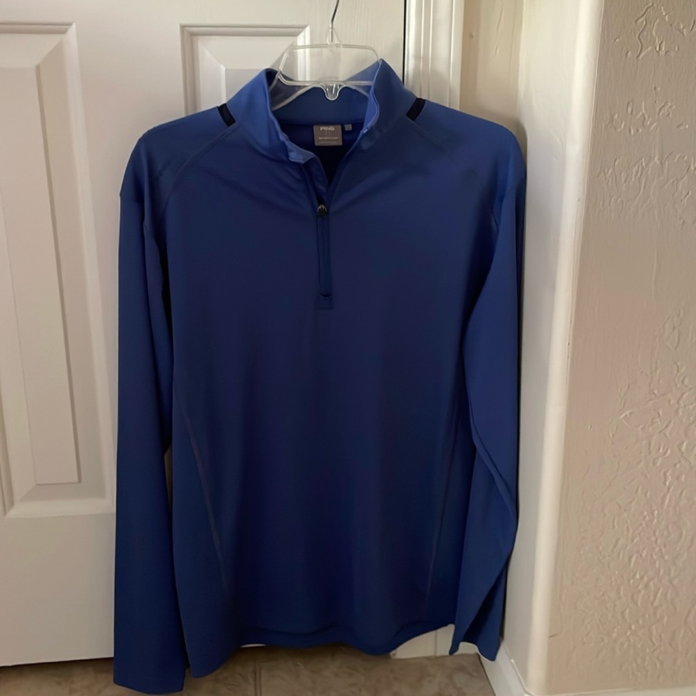 Ping golf lighter weight pullover medium blue size small.